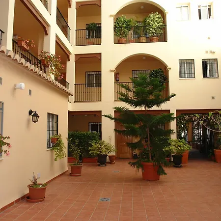 Carabeo 2000 3.3 Apartment